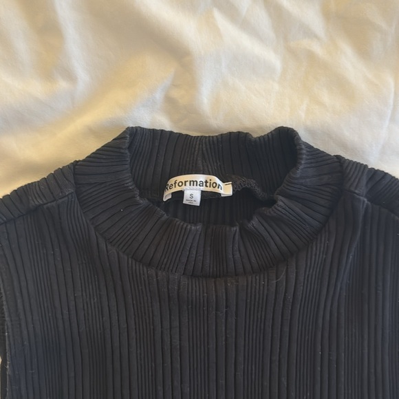 Reformation Ribbed High Neck Top - Picture 2 of 3